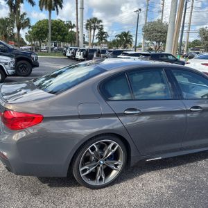 BMW 5 SERIES M550I XDRIVE - 9