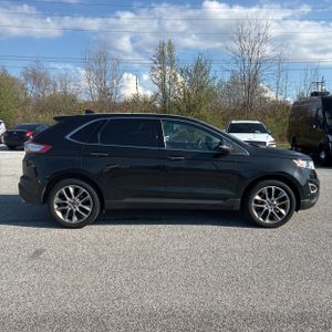 FORD EDGE TITANIUM - 10