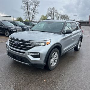 FORD EXPLORER XLT - 1
