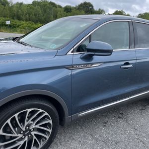 2019 Lincoln NAUTILUS RESERVE 照片 2