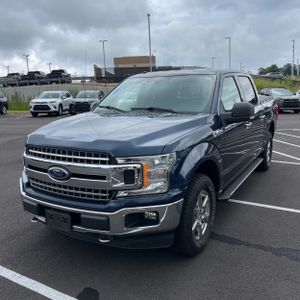 2018 FORD F-150 XLT photo 1