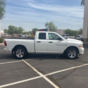 صورة 10 لـ 2012 RAM 1500 EXPRESS