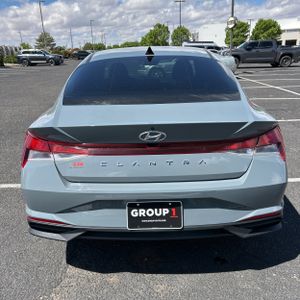 HYUNDAI ELANTRA SEL - 7