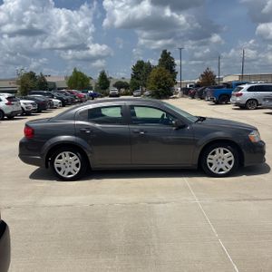 صورة 10 لـ 2014 Dodge AVENGER SE