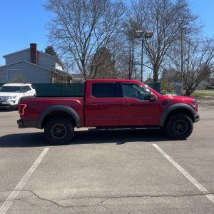 FORD F-150 RAPTOR - 10