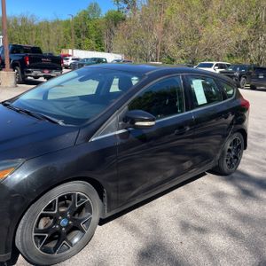 FORD FOCUS TITANIUM - 2