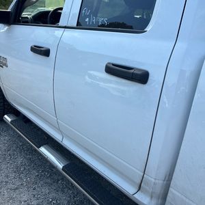 2023 RAM 1500 CLASSIC TRADESMAN — миниатюра 54