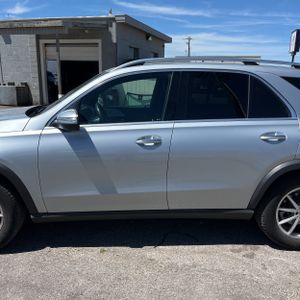 2025 Mercedes-BENZ GLE 照片 4