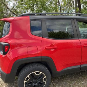 JEEP RENEGADE TRAILHAWK - 9