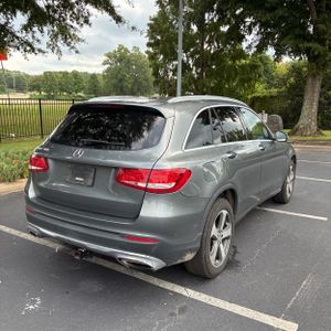 صورة 8 لـ 2017 Mercedes-BENZ GLC