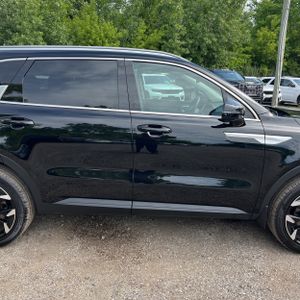 2025 KIA SORENTO X-LINE — миниатюра 11