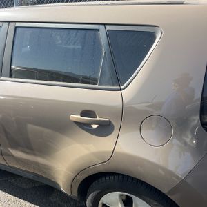 2016 KIA SOUL BASE photo 5