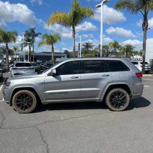 JEEP GRAND CHEROKEE ALTITUDE - 3