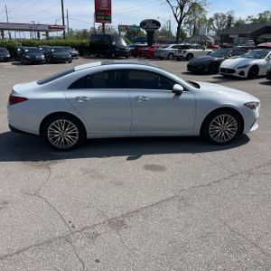 MERCEDES-BENZ CLA - 10