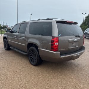 CHEVROLET SUBURBAN LTZ - 5