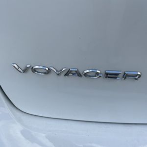 صورة 23 لـ 2024 Chrysler VOYAGER LX