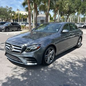 2019 Mercedes-BENZ E-CLASS — фото 1