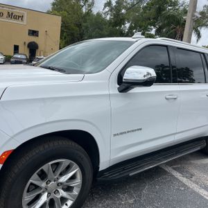 CHEVROLET SUBURBAN PREMIER - 2