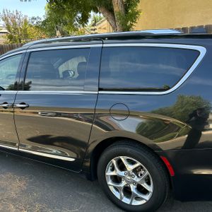 2018 Chrysler PACIFICA LIMITED — фото 6
