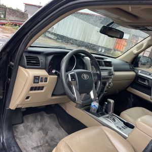 2011 Toyota 4RUNNER SR5 缩略图 38