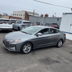 HYUNDAI ELANTRA VALUE EDITION - 3