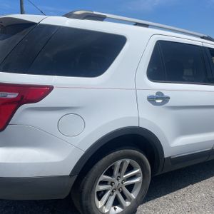 FORD EXPLORER XLT - 9