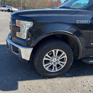 FORD F-150 LARIAT - 2