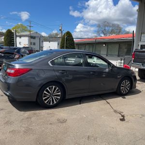 SUBARU LEGACY 2.5I - 10