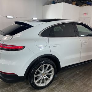 PORSCHE CAYENNE COUPE - 9