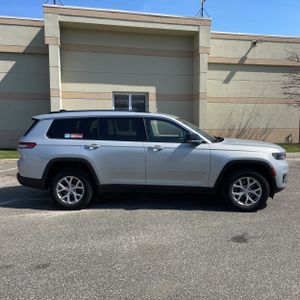 JEEP GRAND CHEROKEE L LIMITED - 10