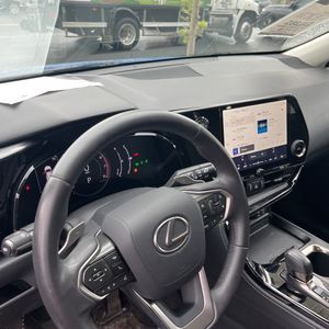صورة مصغرة 35 لـ 2022 Lexus NX 350 BASE
