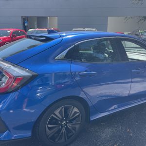 صورة 9 لـ 2018 Honda CIVIC EX