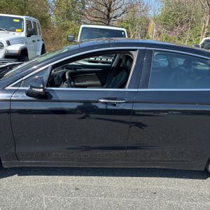 FORD FUSION TITANIUM - 3