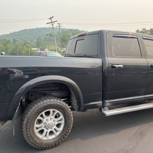 2014 RAM 2500 LARAMIE photo 9