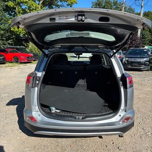 2017 Toyota RAV4 HYBRID LIMITED 照片 43