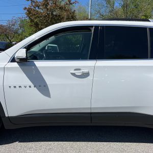 CHEVROLET TRAVERSE LT CLOTH - 4