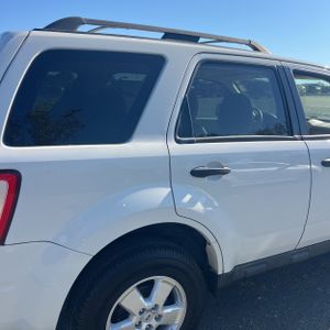 FORD ESCAPE XLT - 9