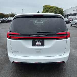 CHRYSLER PACIFICA SELECT - 7