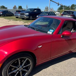 صورة 2 لـ 2017 Mazda MX-5 MIATA RF GRAND TOURING