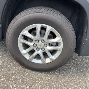صورة مصغرة 18 لـ 2023 Chevrolet TRAVERSE LS
