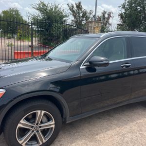 2018 Mercedes-BENZ GLC — фото 2