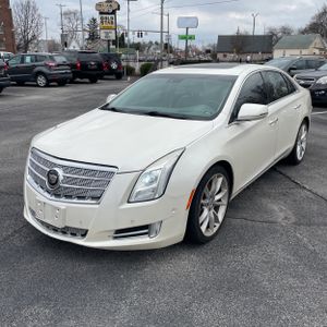 CADILLAC XTS PLATINUM COLLECTION - 1
