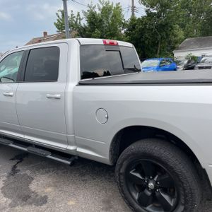 2019 RAM 1500 CLASSIC SLT — фото 6