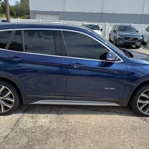 2016 BMW X1 XDRIVE28I thumbnail 11