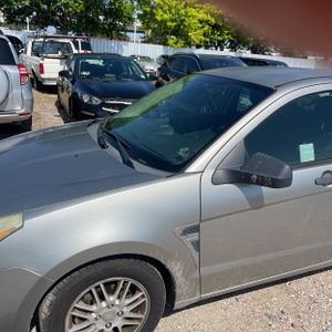 FORD FOCUS SE - 2