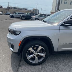 JEEP GRAND CHEROKEE L LIMITED - 2