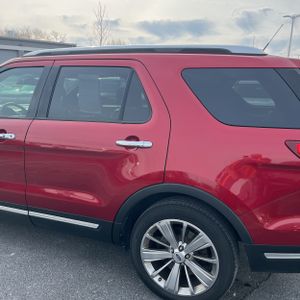 FORD EXPLORER LIMITED - 6