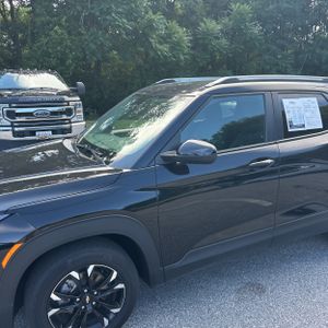 صورة 2 لـ 2023 Chevrolet TRAILBLAZER LT