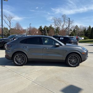 PORSCHE CAYENNE COUPE - 10