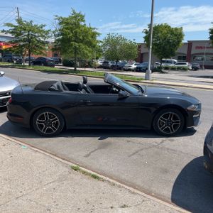 FORD MUSTANG ECOBOOST PREMIUM - 10